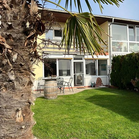 Haus Karner Villa Нойзидл ам Зее Екстериор снимка