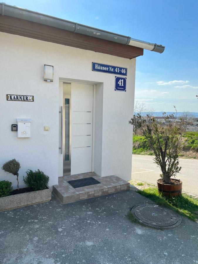 Haus Karner Villa Нойзидл ам Зее Екстериор снимка